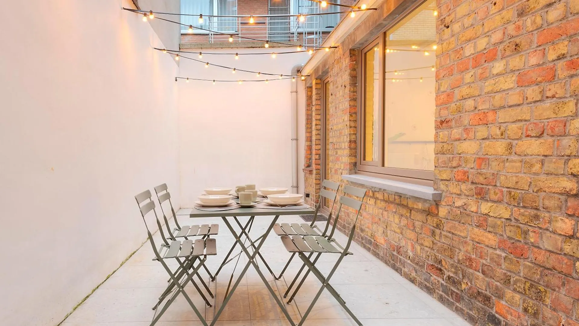Ostend Queen - Luxe City & Beach House Holiday home